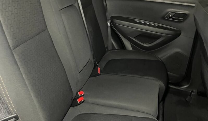 
								CHEVROLET TRACKER LS AT 1.8 4X2 full									