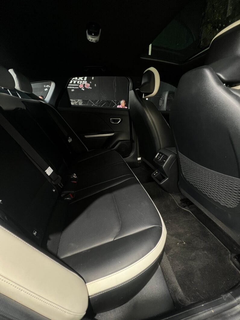 
								KIA K4 GT LINE AT 2.0 full									