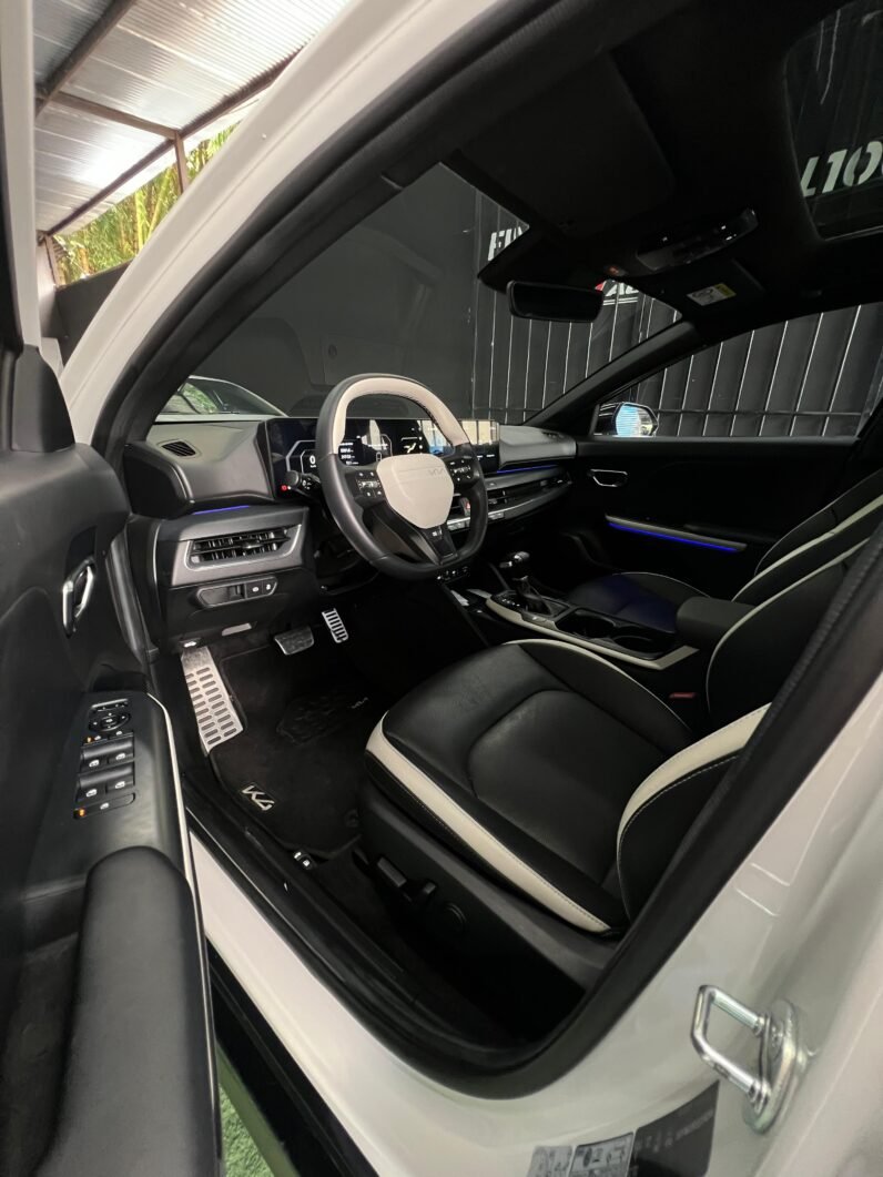 
								KIA K4 GT LINE AT 2.0 full									