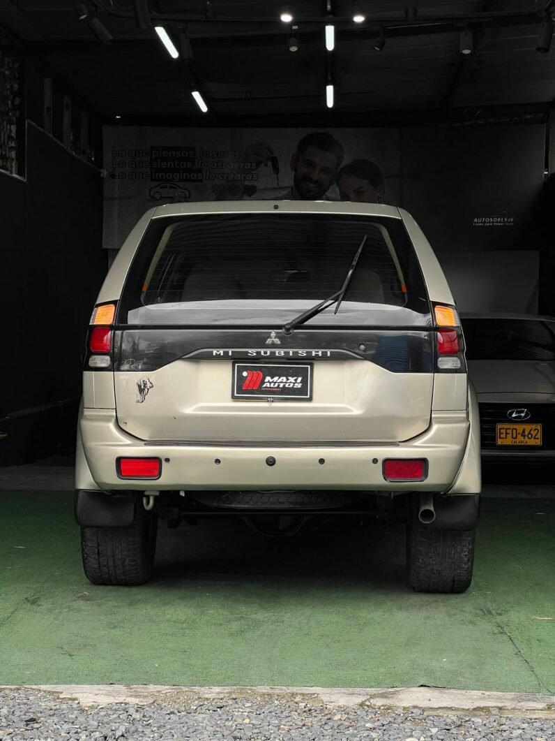 
								MITSUBISHI NATIVA 2.8 AT DIESEL 4X4 full									