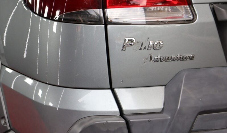 
								FIAT PALIO ADVENTURE 1.8 MT full									