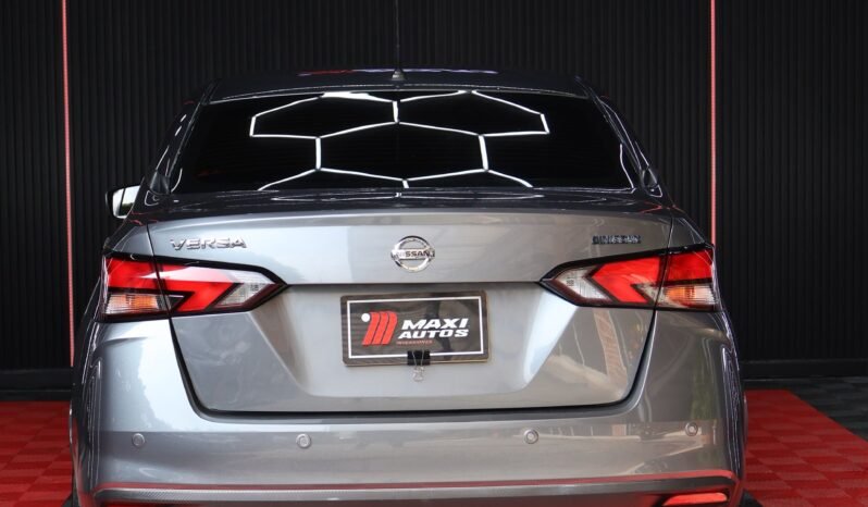 
								NISSAN NEW VERSA SENSE AT 1.6 full									