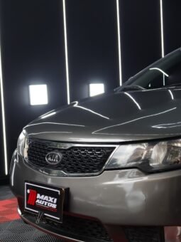 
										KIA CERATO FORTE 1.6L AT full									