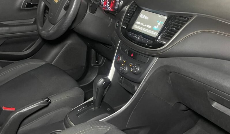 
								CHEVROLET TRACKER LS AT 1.8 4X2 full									