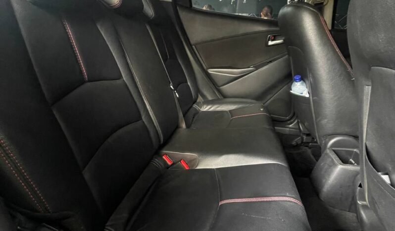 
								MAZDA 2 GRAND TOURING 1.5L AT full									