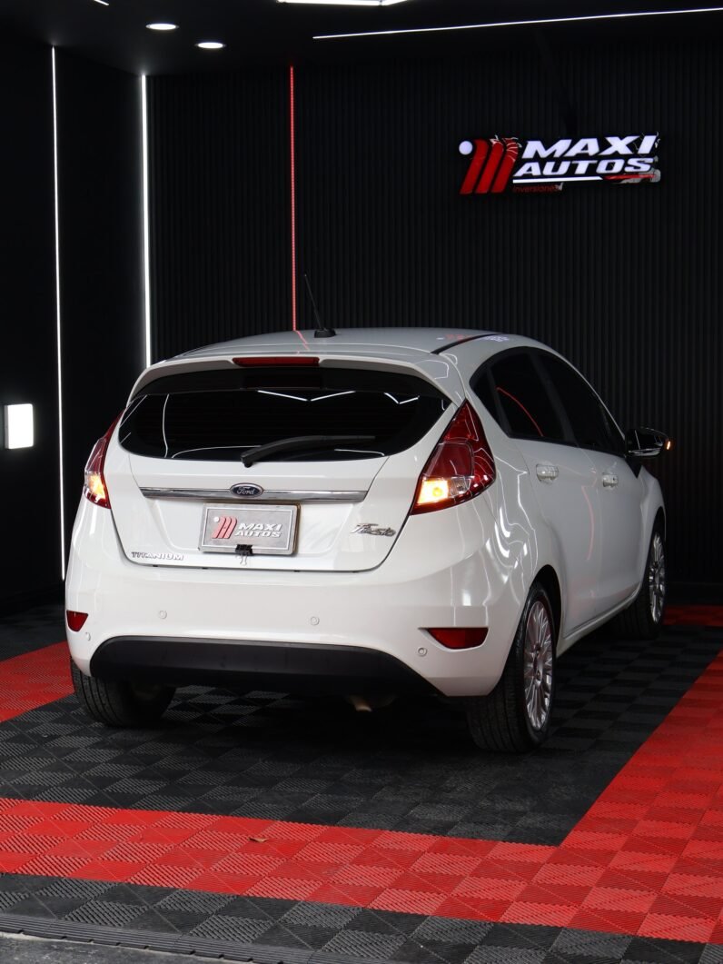 
								FORD FIESTA TITANIUM AT 1.6 full									