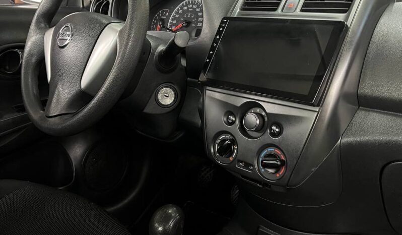 
								NISSAN VERSA DRIVE MT 1.6 SD full									