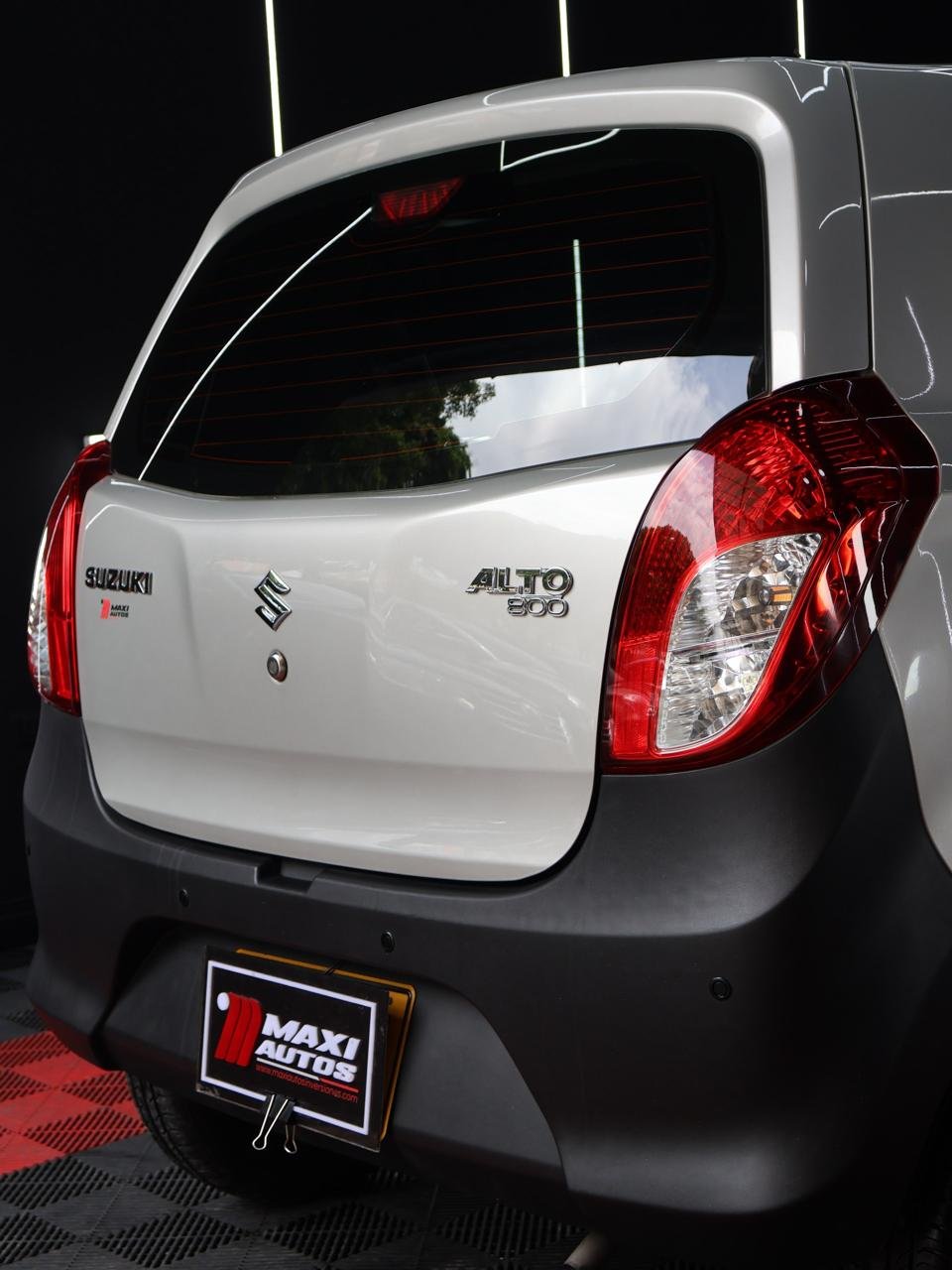 SUZUKI ALTO GLX MT 800