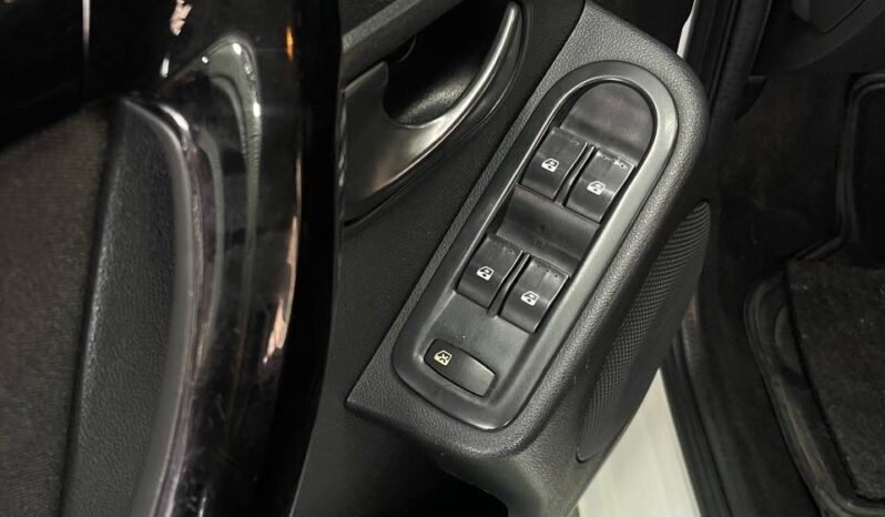 
								RENAULT SANDERO DYNAMIQUE AT 1.6 full									