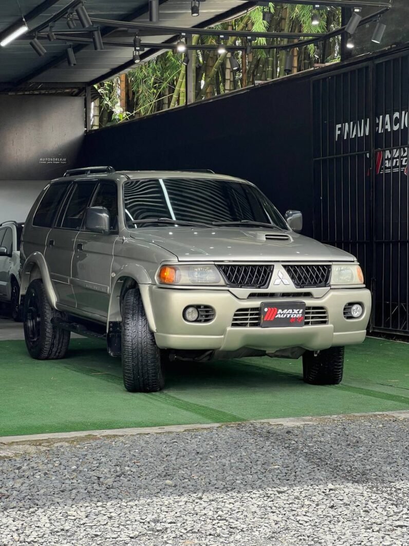 
								MITSUBISHI NATIVA 2.8 AT DIESEL 4X4 full									