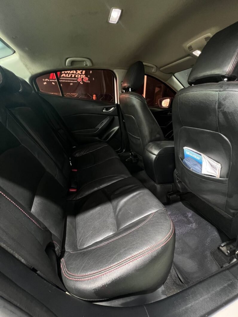 
								MAZDA 3 TOURING SD AT full									