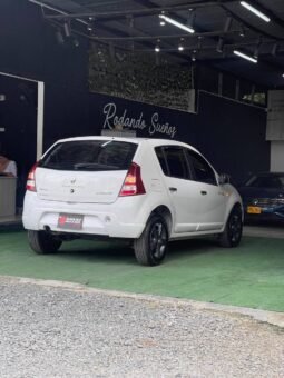 
										RENAULT SANDERO DYNAMIQUE AT 1.6 full									