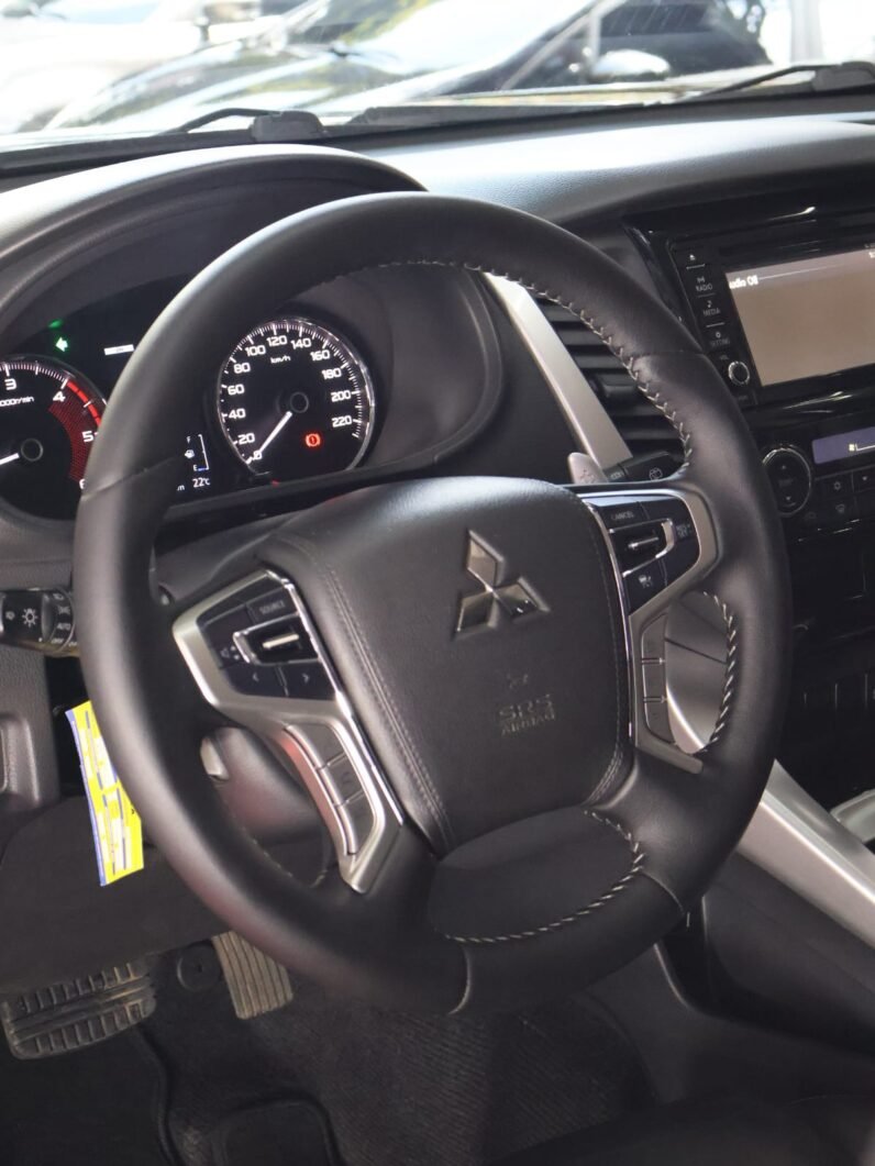 
								MITSUBISHI MONTERO SPORT 2.5 AT 4X4 TD TC full									