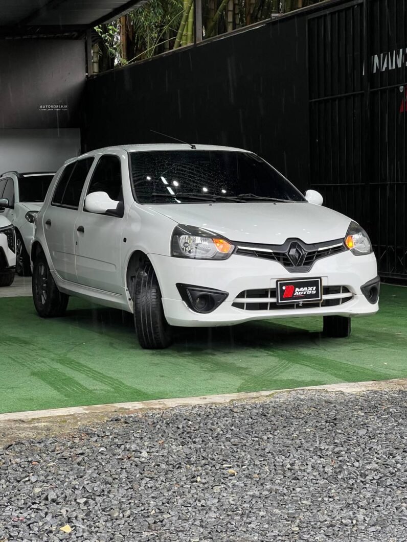 
								RENAULT CLIO STYLE full									