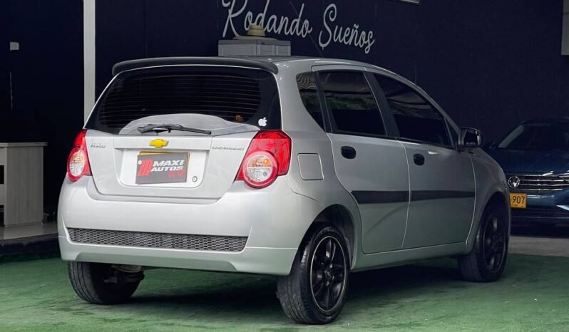 
								CHEVROLET AVEO EMOTION 5PTAS AT 1.6 full									