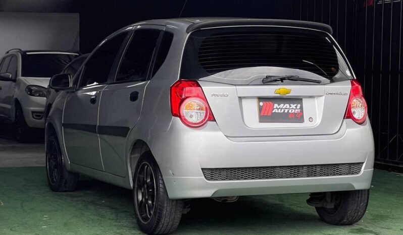 
								CHEVROLET AVEO EMOTION 5PTAS AT 1.6 full									
