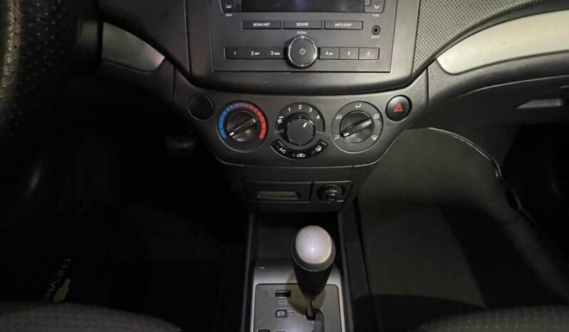 
								CHEVROLET AVEO EMOTION 5PTAS AT 1.6 full									