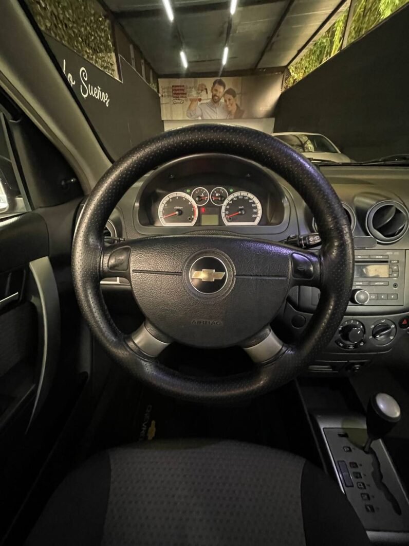 
								CHEVROLET AVEO EMOTION 5PTAS AT 1.6 full									