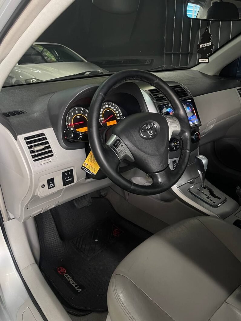 
								TOYOTA COROLLA XEI 1.8 AUTOMATICO full									