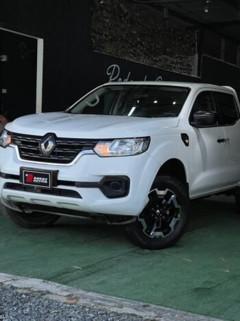 RENAULT ALASKAN ZEN 2.5 DIESEL MT 4X4