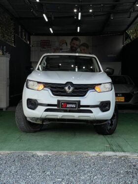 RENAULT ALASKAN ZEN 2.5 DIESEL MT 4X4