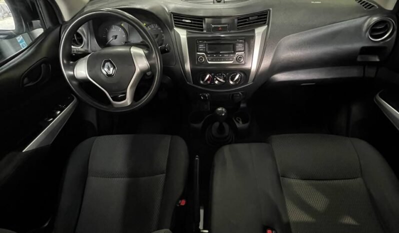 
								RENAULT ALASKAN ZEN 2.5 DIESEL MT 4X4 full									