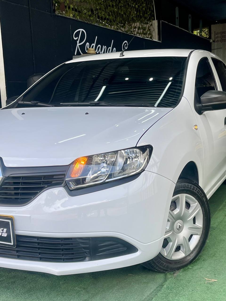 RENAULT SANDERO LIFE MT 1.6 HB