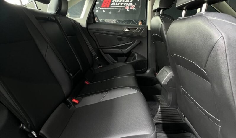 
								VOLKSWAGEN NEW JETTA HIGHLINE 2.5 AT full									