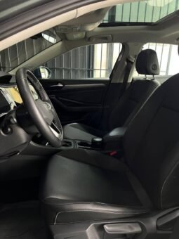 
										VOLKSWAGEN NEW JETTA HIGHLINE 2.5 AT full									