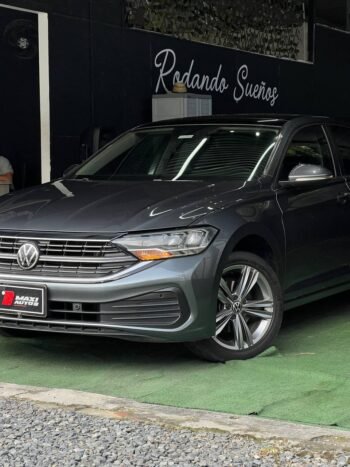 VOLKSWAGEN NEW JETTA HIGHLINE 2.5 AT