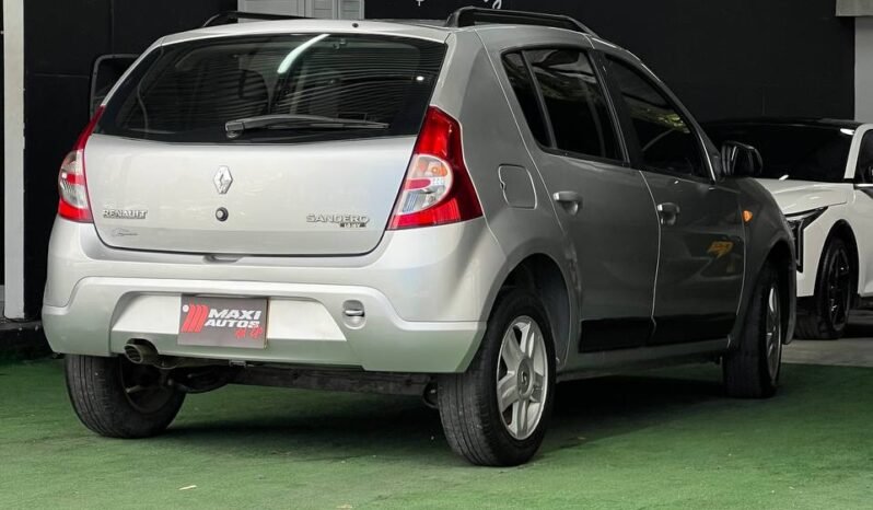 
								RENAULT SANDERO AUTOMATIQ full									