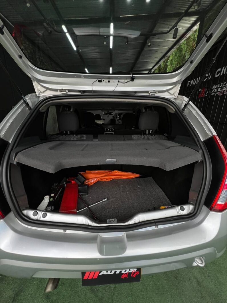 
								RENAULT SANDERO AUTOMATIQ full									