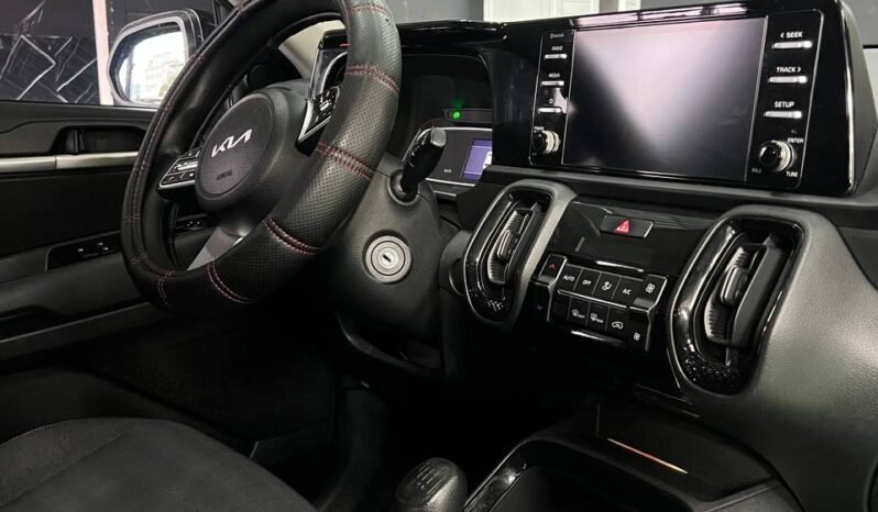 
								KIA SONET EMOTION MT full									