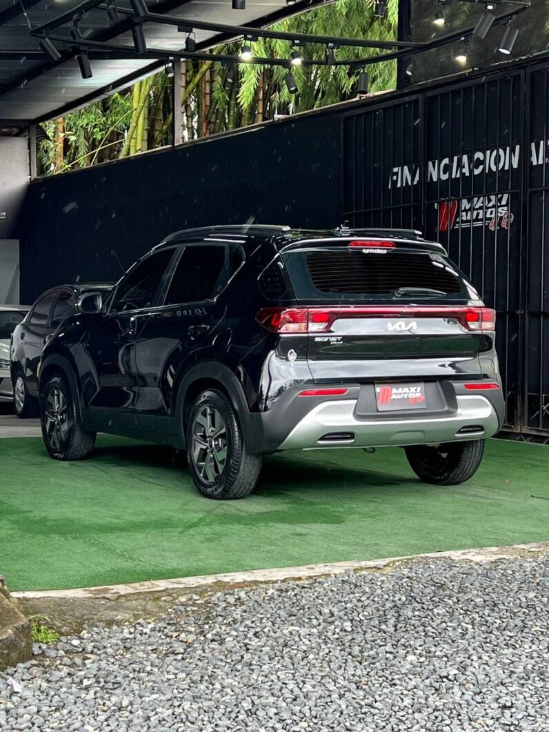 
								KIA SONET EMOTION MT full									