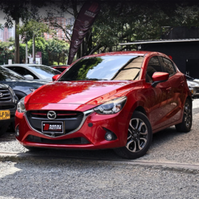 MAZDA 2 GRAND TOURING 1.5 MT