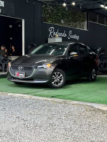 MAZDA 2 SEDAN