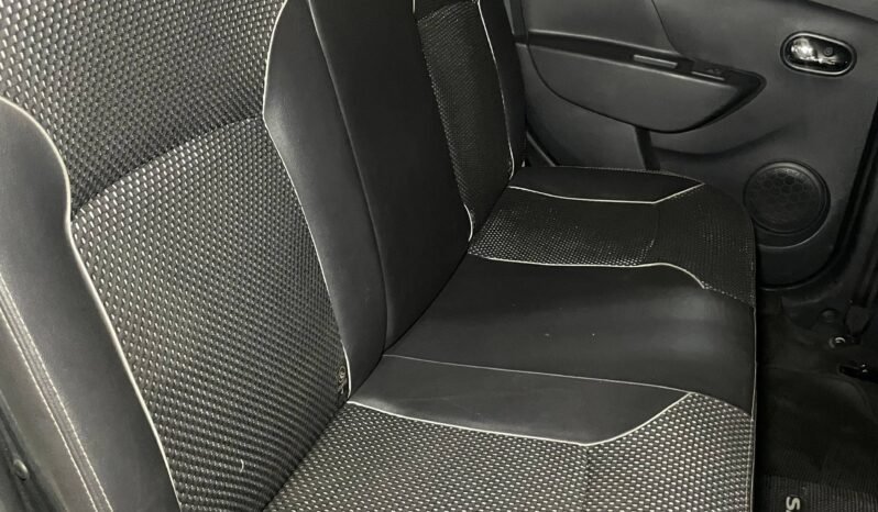 
								RENAULT STEPWAY INTENS AT full									