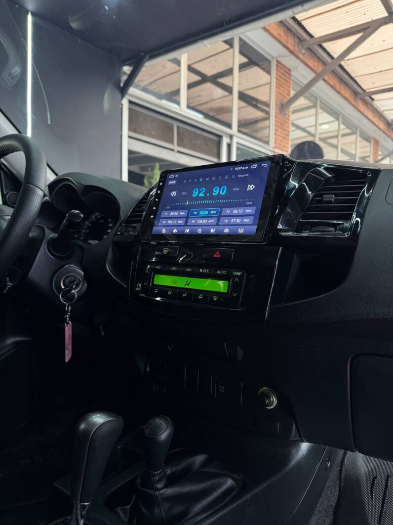 
								TOYOTA FORTUNER SRV 3.0 AT  DIESEL 4X4 full									