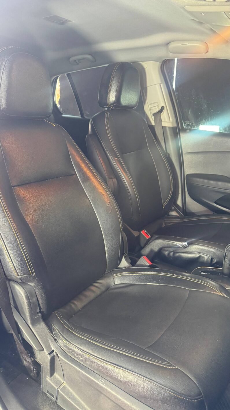 
								CHEVROLET TRACKER LS AT 1.8 4X2 full									