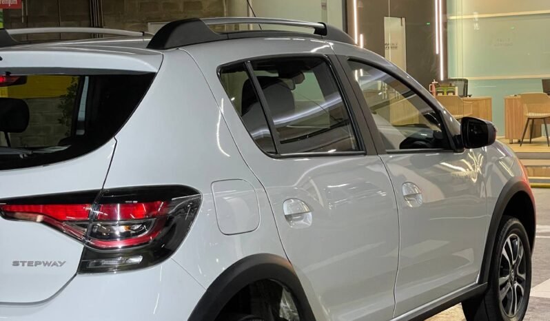 
								RENAULT STEPWAY INTENS AUT CVT 1.6 full									