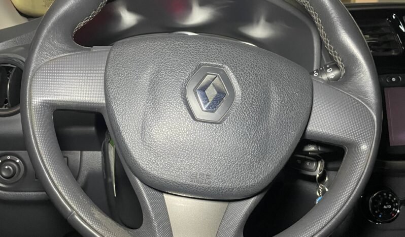 
								RENAULT STEPWAY INTENS AT full									