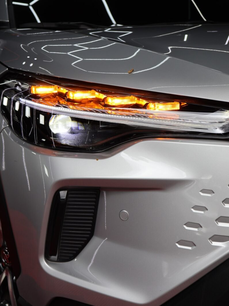 
TOYOTA COROLLA CROSS HEV SE-G HÍBRIDA AT full									