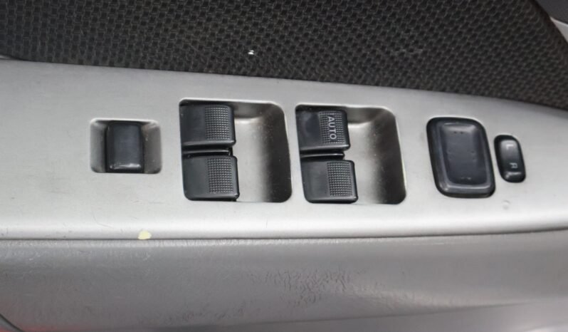 
								MAZDA BT50 MT 4X4 2.5 DIESEL full									