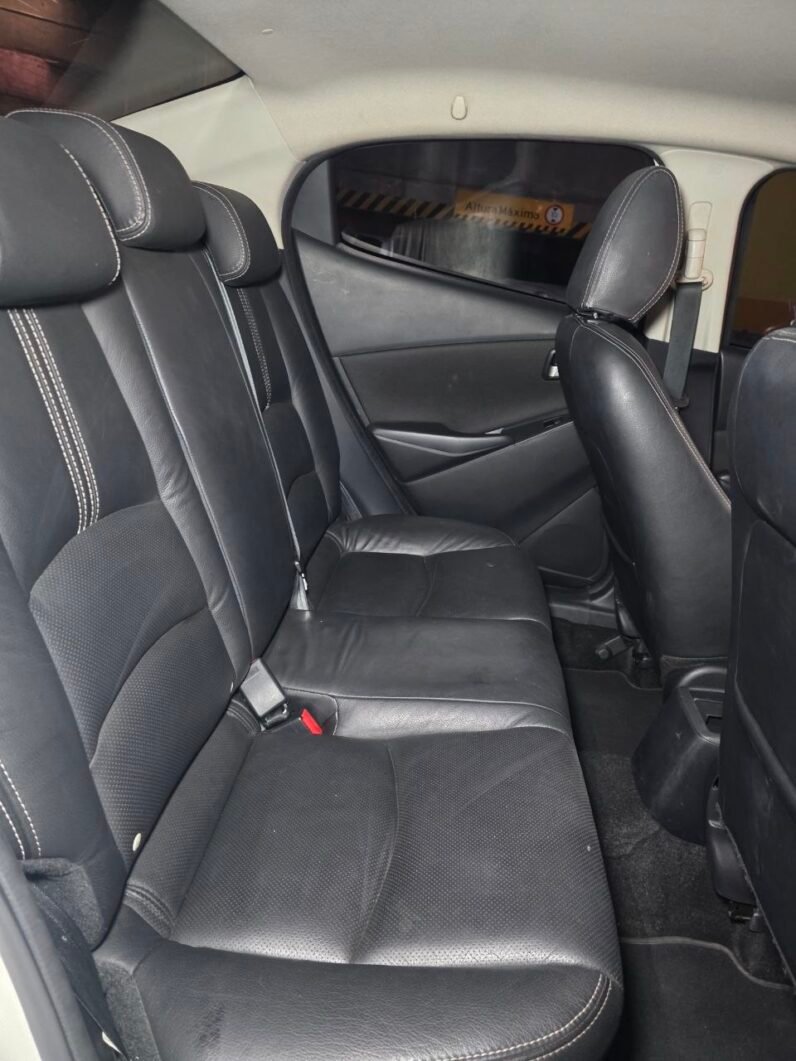 
								MAZDA 2 TOURING SEDAN AT 1.5CC full									