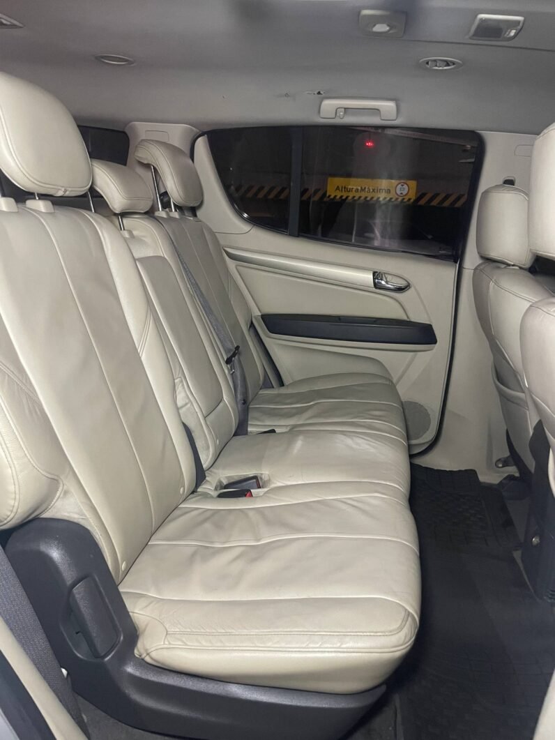 
								CHEVROLET TRAILBLAZER LTZ TP 2.8L 4X4 DIESEL full									