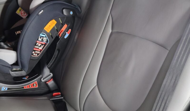 
								HYUNDAI ACCENT PREMIUM AT 1.6 SD full									