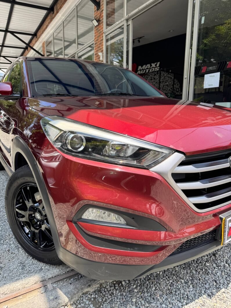 
								HYUNDAI  NEW TUCSON 2.0 AT GASOLINA full									