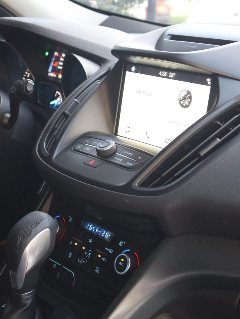 
								FORD ESCAPE SE 2.0L AT 4×2 full									