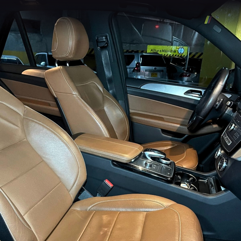 
								MERCEDES-BENZ A200 AT 1.6 T full									