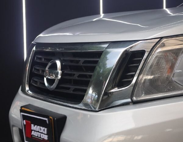 
								NISSAN FRONTIER NP300 DIESEL 2.5 MT 4X2 full									